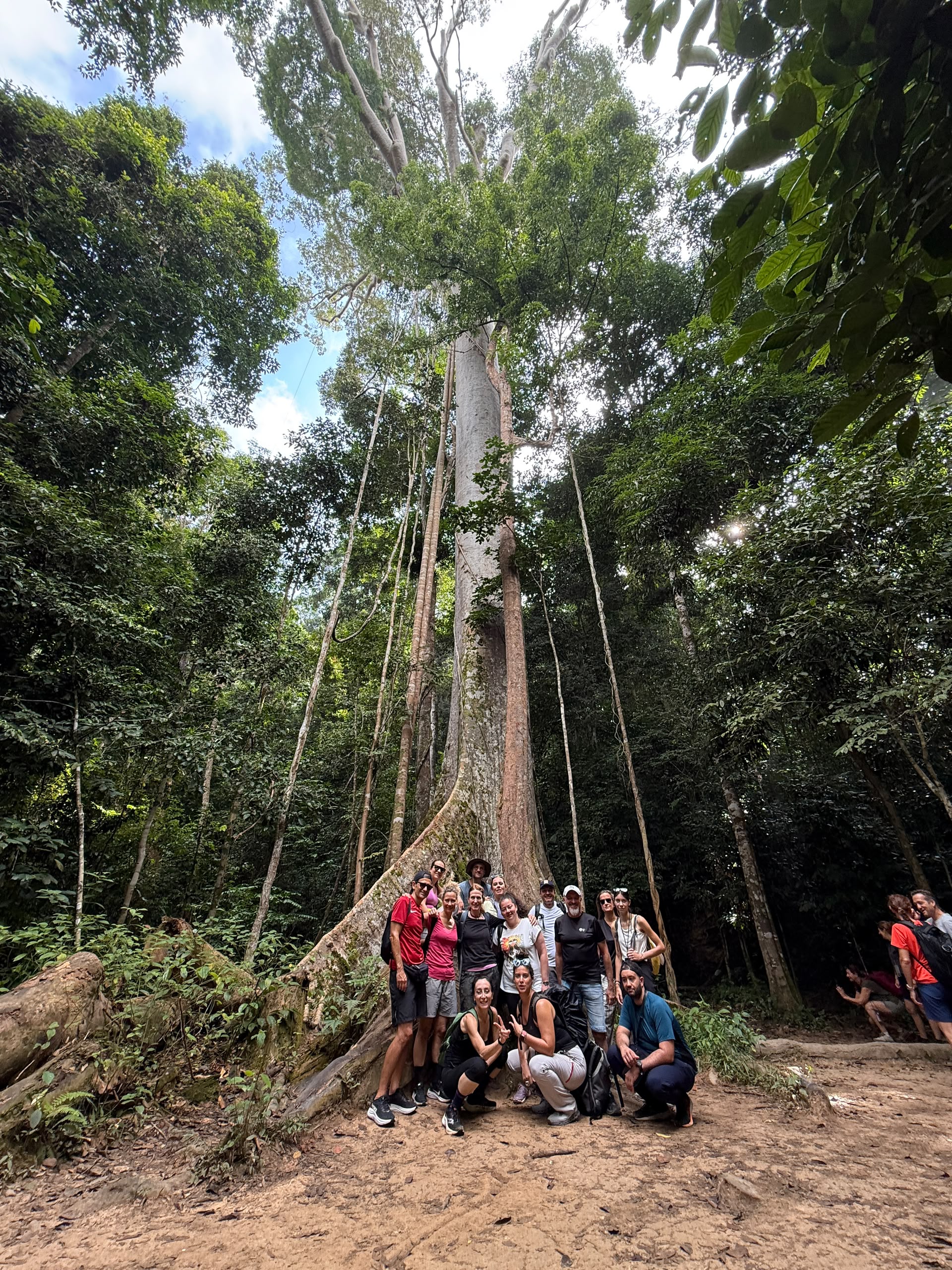 Day Trekking to Lata Berkoh